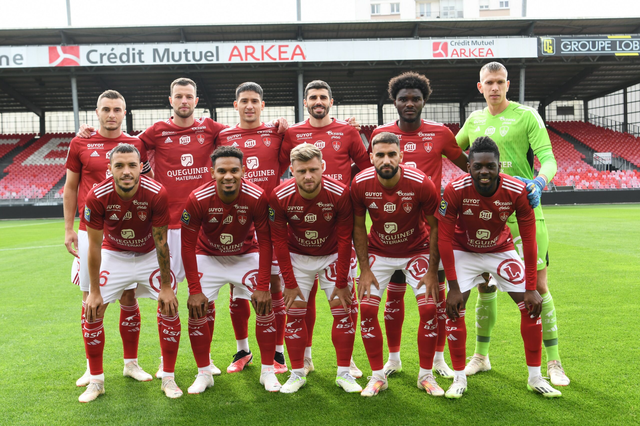 club kit photo