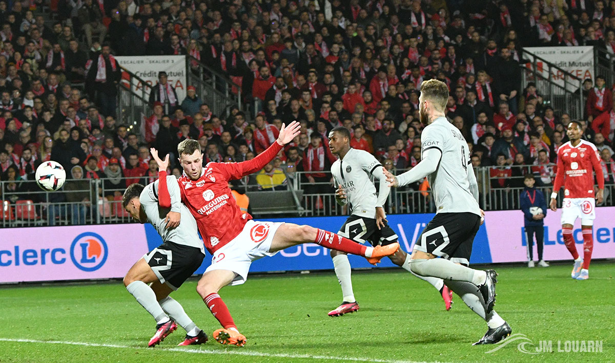 faute le douaron psg